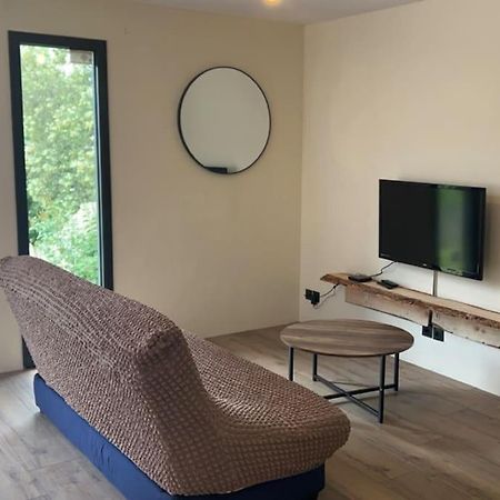 Maison En Bois A Entrechaux Εξωτερικό φωτογραφία